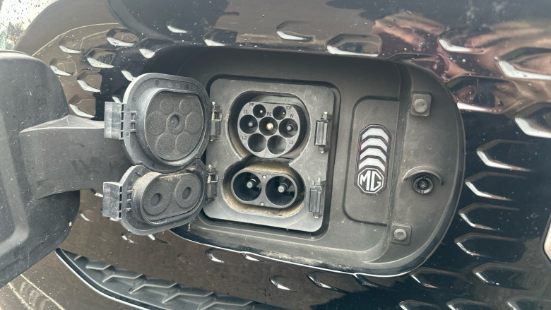 MG ZS 130kW SE EV 51kWh 5dr Auto Electric Hatchback